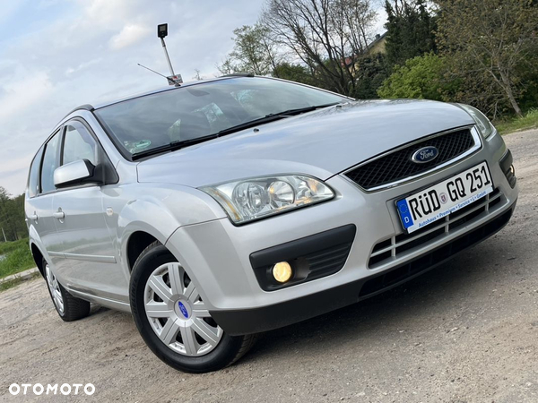 Ford Focus 1.6 16V Ghia - 2