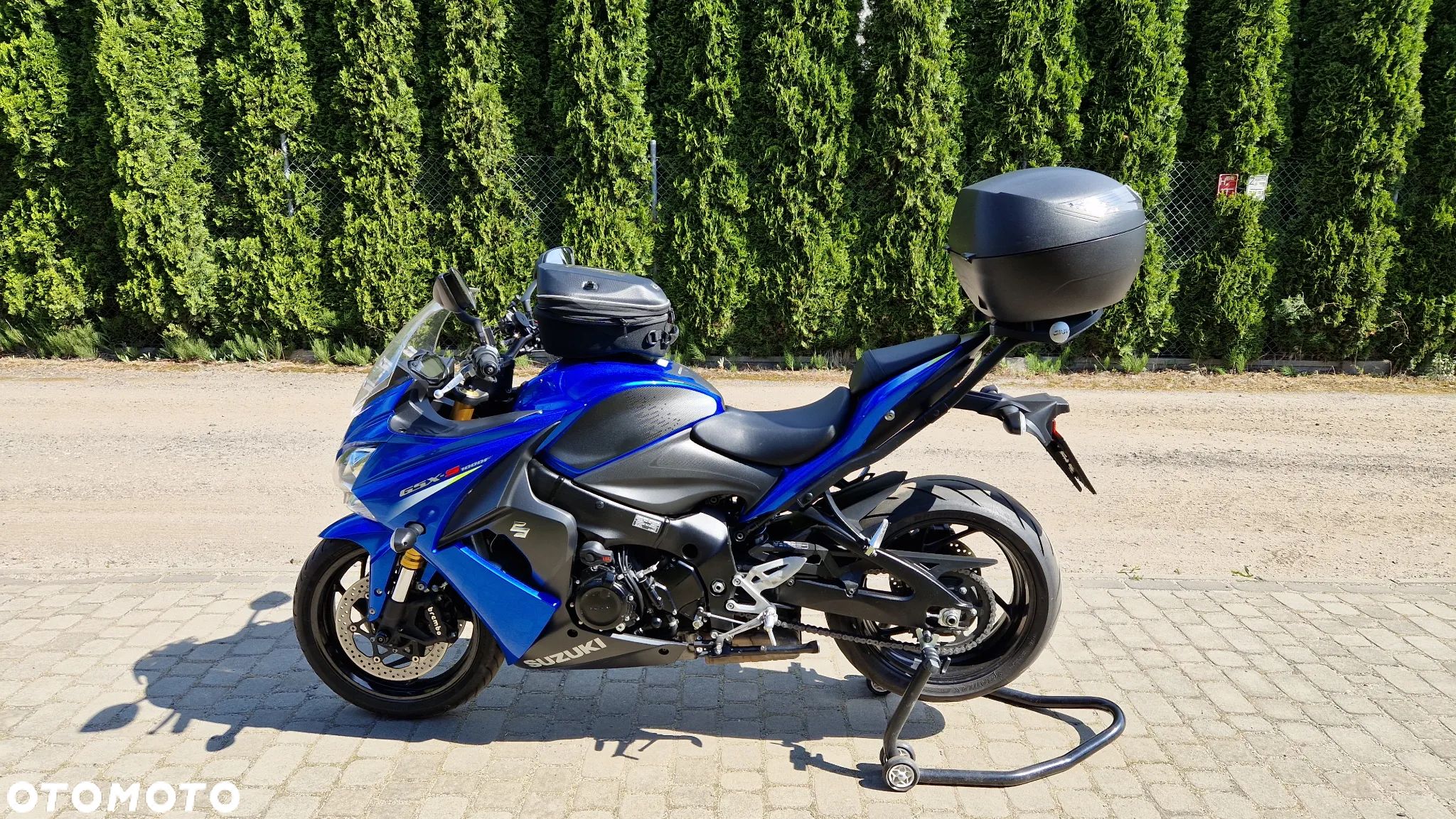 Suzuki GSX 1000 - 1