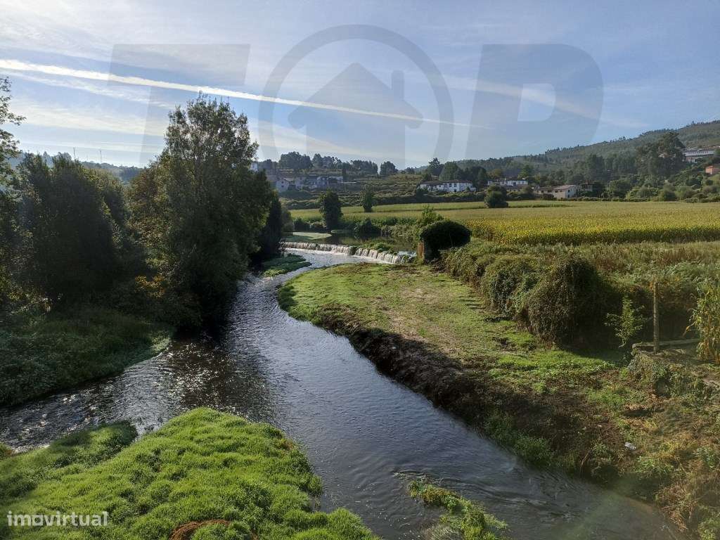 MORADIA PARA RESTAURO - SOBREIRA - PAREDES - 95.000€ - Grande imagem: 4/4