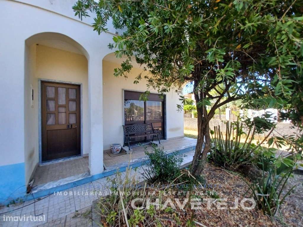 Moradia T3 com terreno vedado, situado em aldeia tranquila a 10 kms... - Grande imagem: 5/40