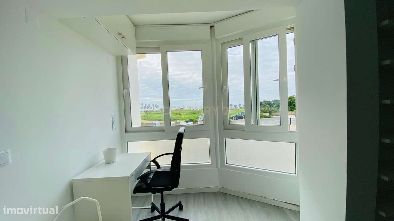 Estudio em Carcavelos em frente à praia - Grande imagem: 5/10