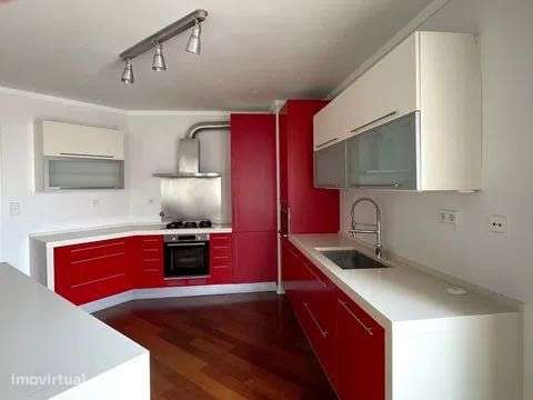 T2+1 Nova Campolide com 2 estacionamentos - Grande imagem: 4/12