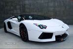 Lamborghini Aventador LP 700-4 Roadster - 11