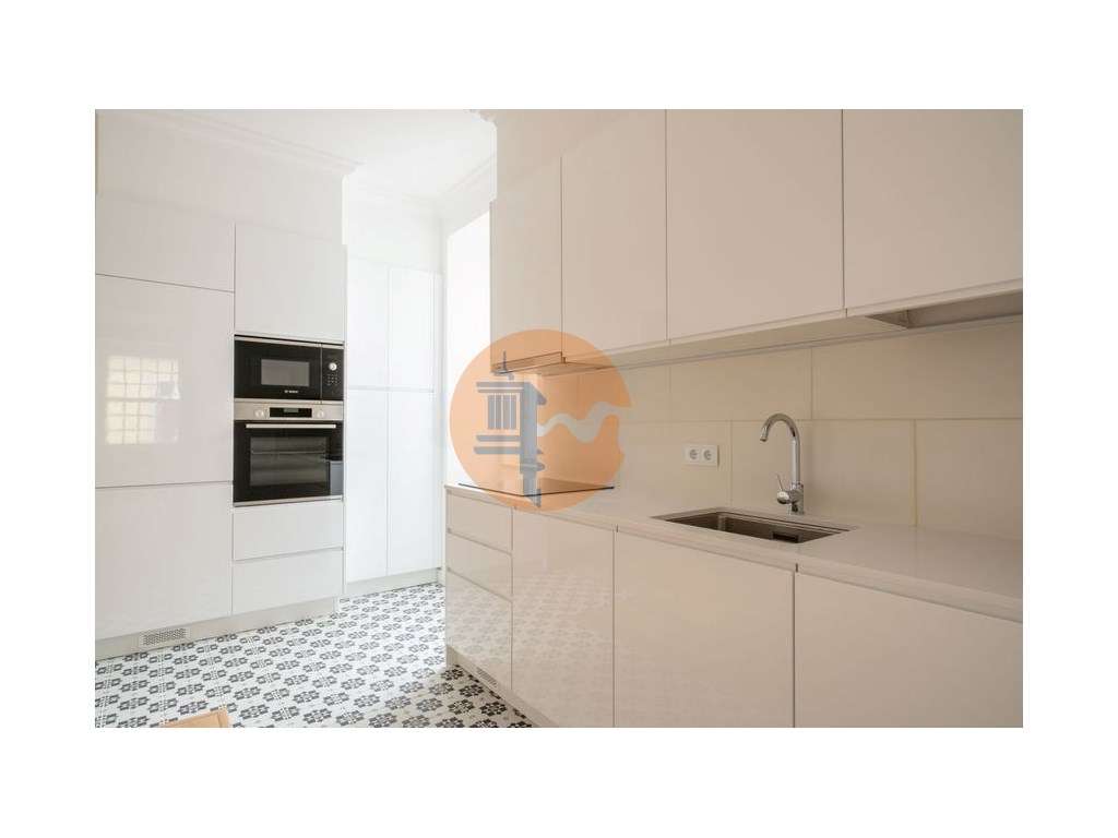 Encantador apartamento T2 com 89 m2 em um edifício Pombalino de gra... - Grande imagem: 4/38