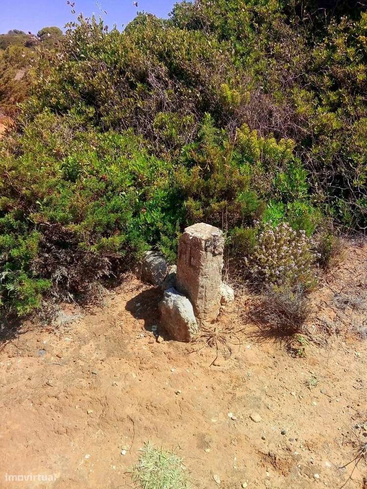 Terreno com Vista Mar e ruina para reconstruir - Grande imagem: 4/21