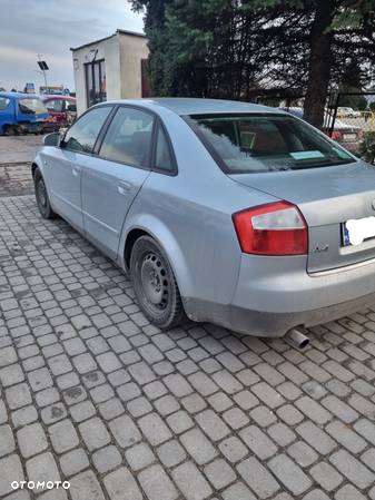 Audi A4 B6 sedan 2001r 2.0 ALT 130km lakier LY7R skrzynia FTX na części - 3