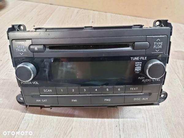 TOYOTA SIENNA radio CD oryginał - 2