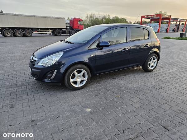 Opel Corsa 1.4 16V Selection - 2