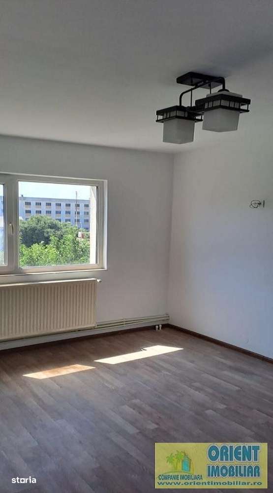 Soveja, 2 camere, centrala gaze, vanzari Constanta - Imagine principală: 2/12