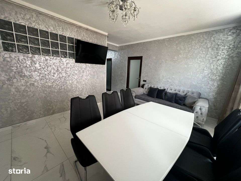 Apartament 3 Camere, 52mp, Garaj, Zona Subcetate - Imagine principală: 4/13