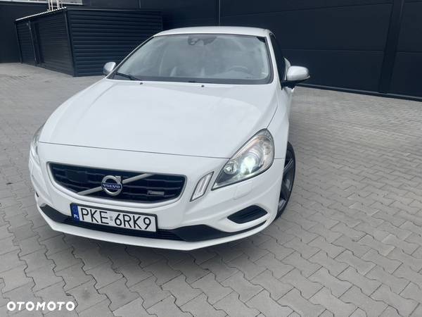 Volvo V60 D3 Geartronic R-Design - 17