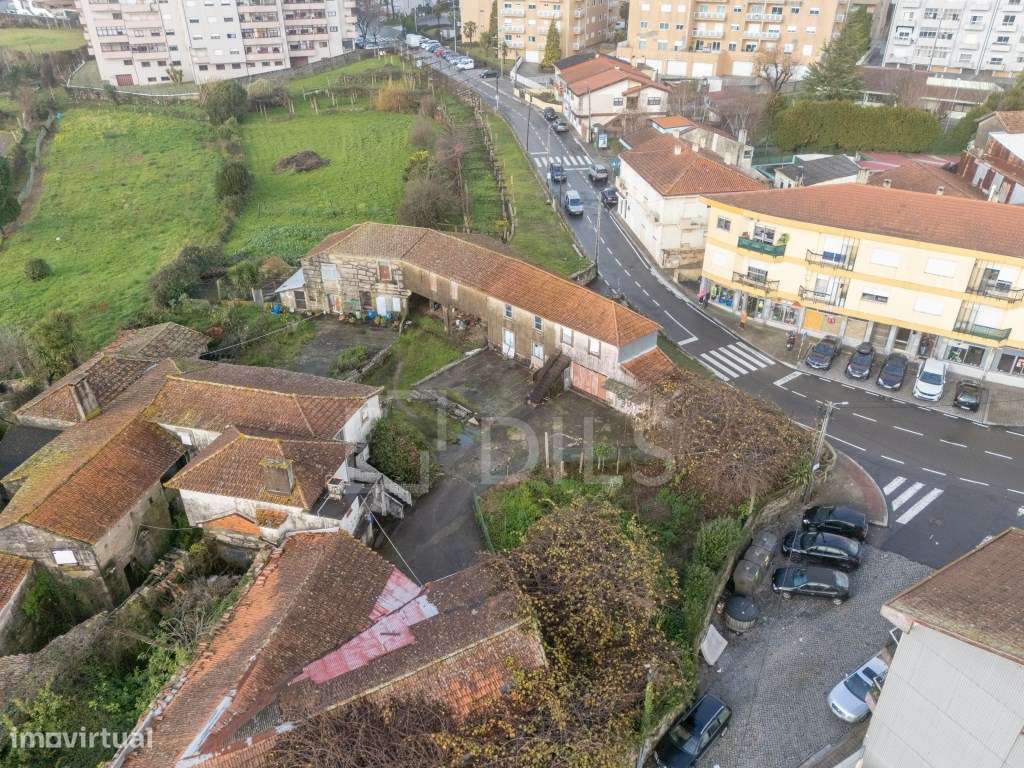 Quinta com terreno, para recuperação, em Santegãos - Grande imagem: 3/10