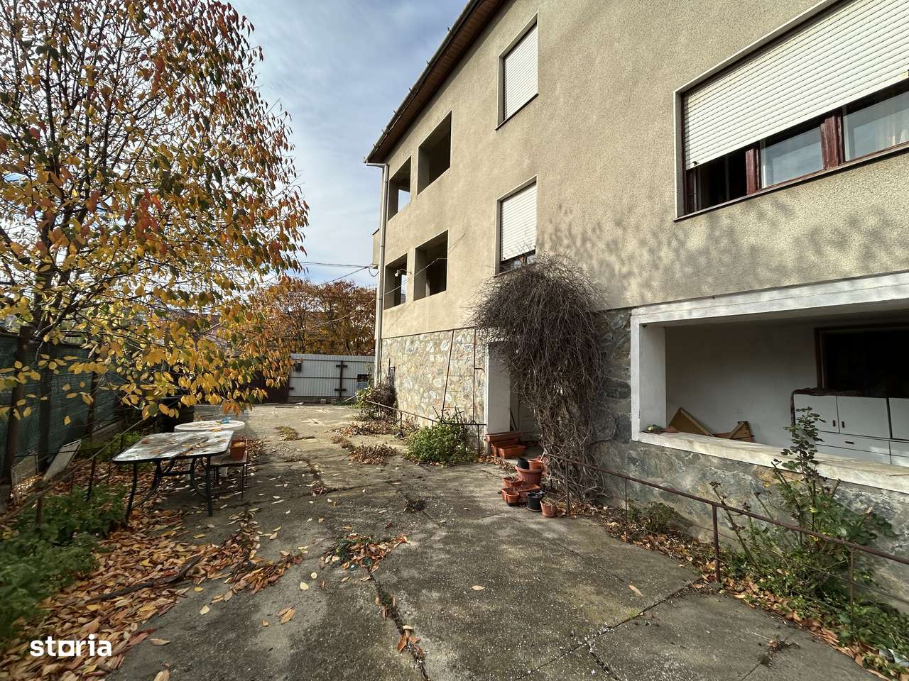 Vand imobil mare P+2,in Mun.arad,str,Poetului, st,461 mp,sc.386 mp. - Imagine principală: 5/20