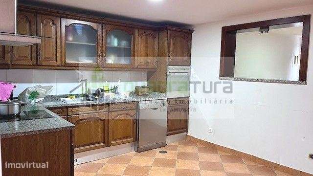Moradia | Bairro de Santo Eugénio (à Circunvalação e Rua das Cegonh...-7