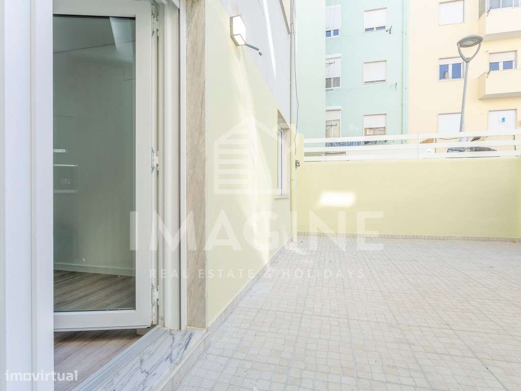 Apartamento T4 com terraço, churrasqueira e arrecadação - Bairro do...-33