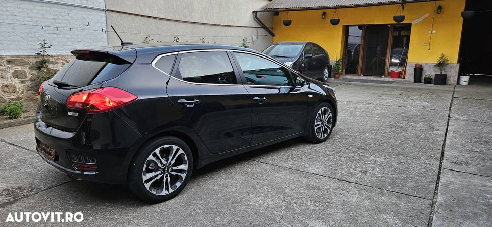 Kia Ceed 1.6 GDI Platinum Edition - 4