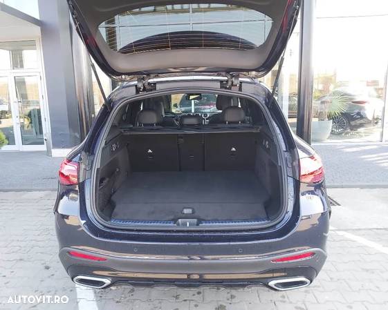 Mercedes-Benz GLC 300 e 4MATIC - 9