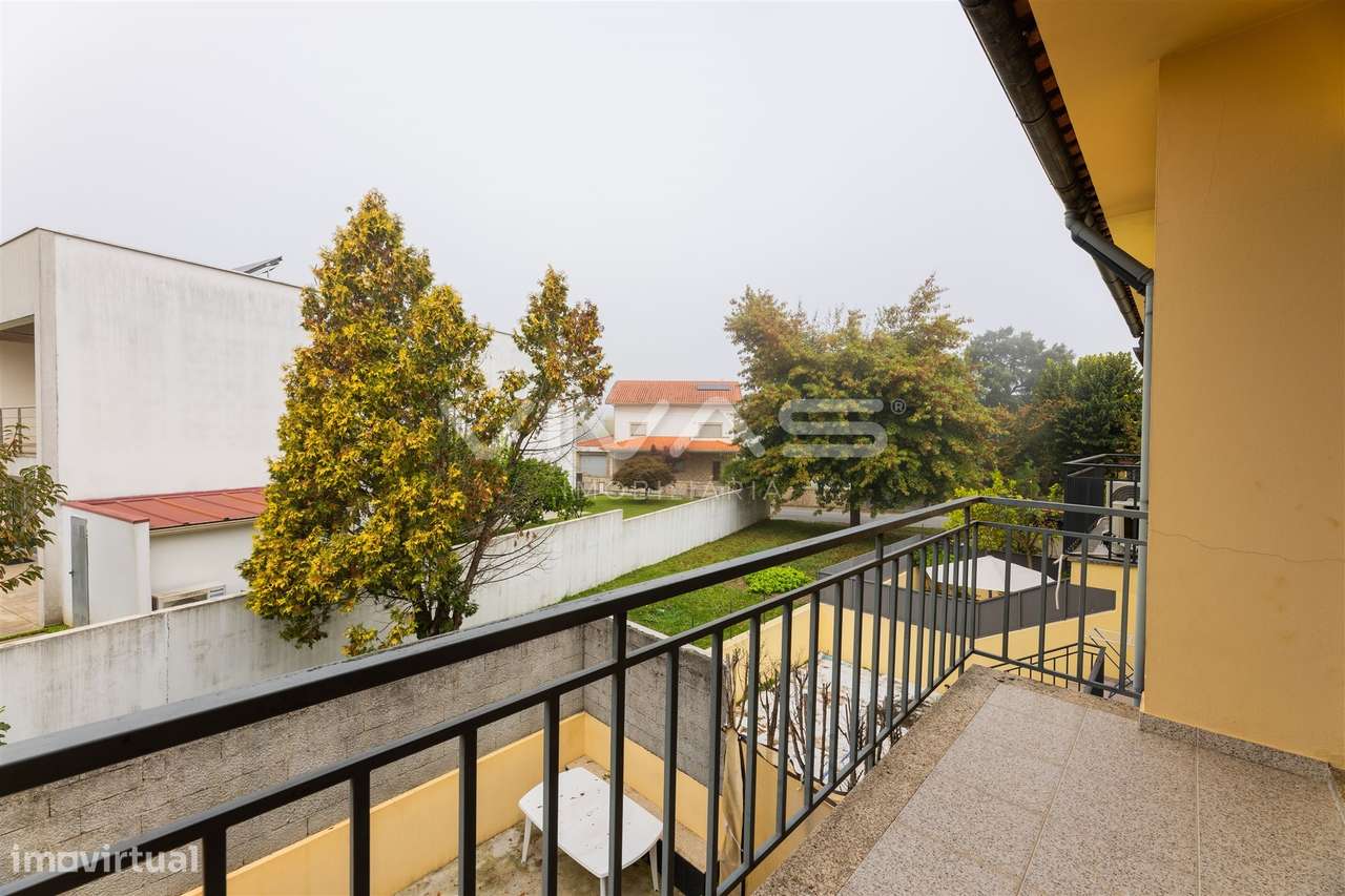 Moradia em Banda T3 Venda em Turiz,Vila Verde-17