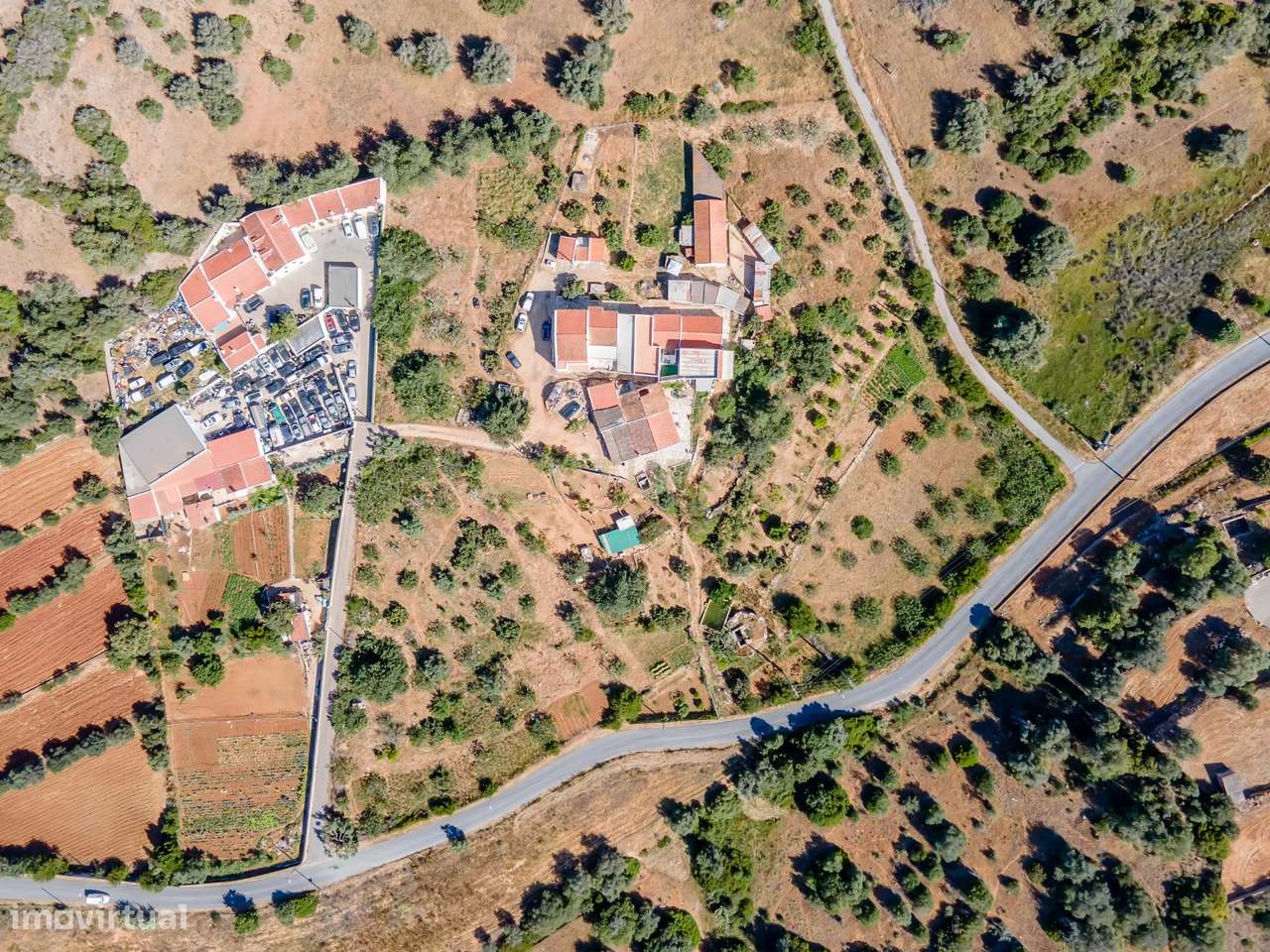 Terreno Rústico para construção - VENDA EM CONJUNTO COM Ref: C0240-023 - Grande imagem: 3/6