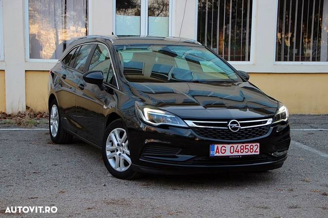 Opel Astra 1.6 BiTurbo D Start/Stop Sports Tourer Dynamic - 2