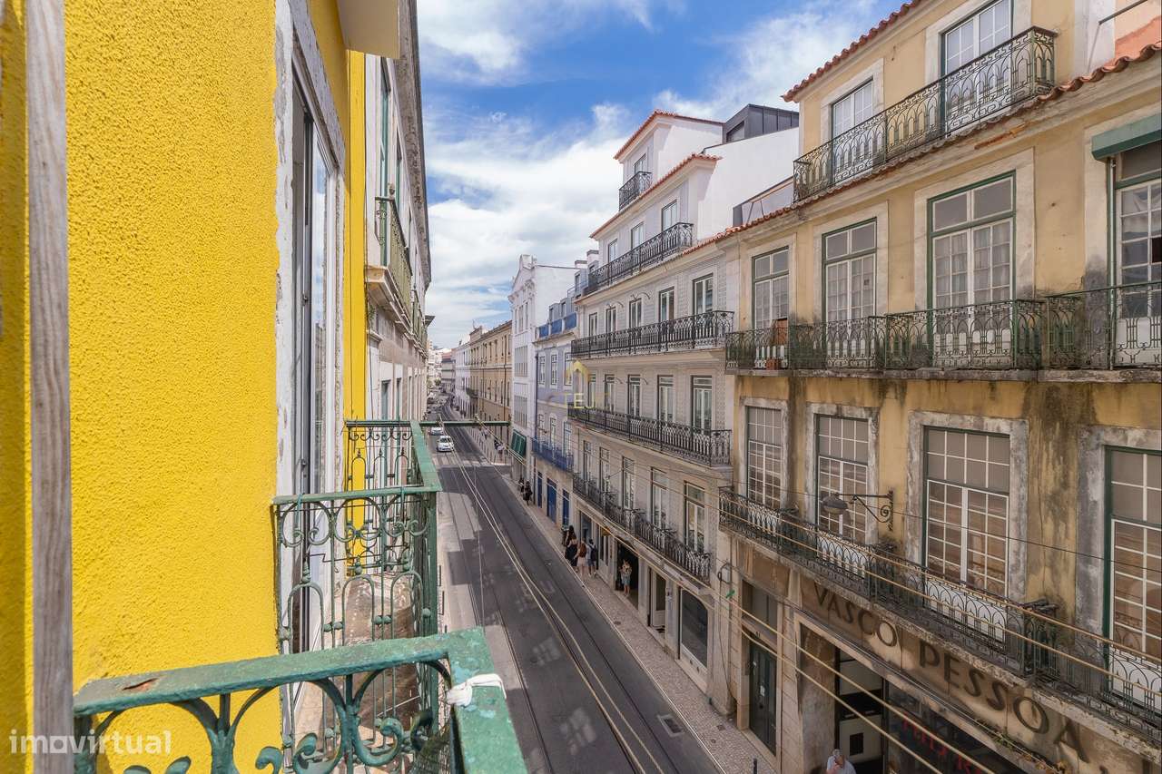 Apartamento T4 Central em Misericórdia, Lisboa-24