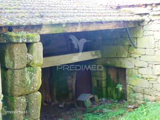 Casa em pedra tradicional p/recuperar - Grande imagem: 2/26