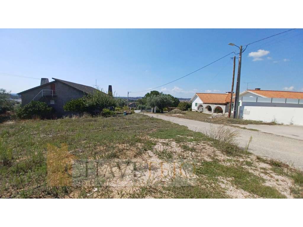 Terreno com possibilidade de construção, com PIP aprovado, muito pr... - Grande imagem: 3/7