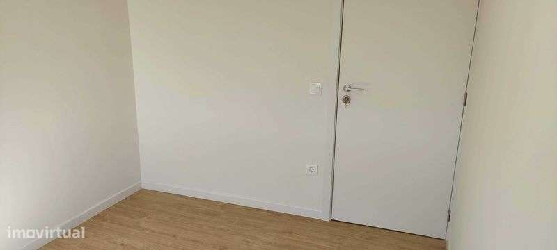 Moradia T3 totalmente equipada e mobilada - Grande imagem: 5/5