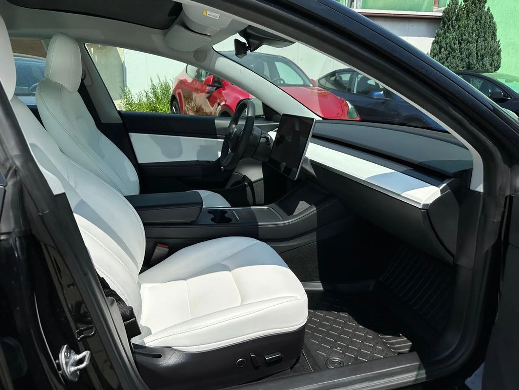 Tesla Model 3 Standard Reichweite Plus Hinterradantrieb - 21