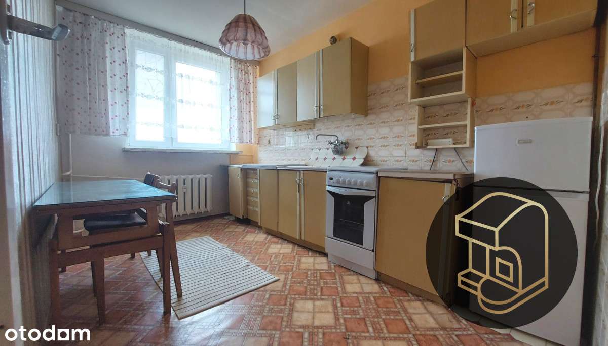 Duże 2 pok [ 50m2 ] - osobna kuchnia, balkon. Parking.  Świetna cena !-2