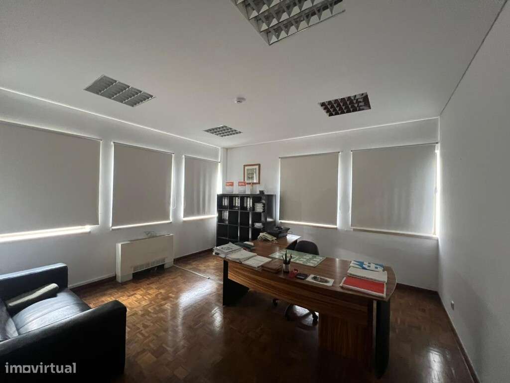 Armazém para venda em Queluz de Baixo - Barcarena - Oeiras-5