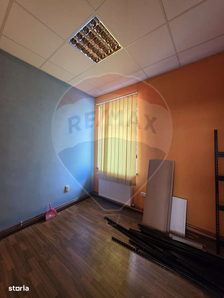 Spațiu de închiriat în Medias, zona centrala - Imagine principală: 5/8