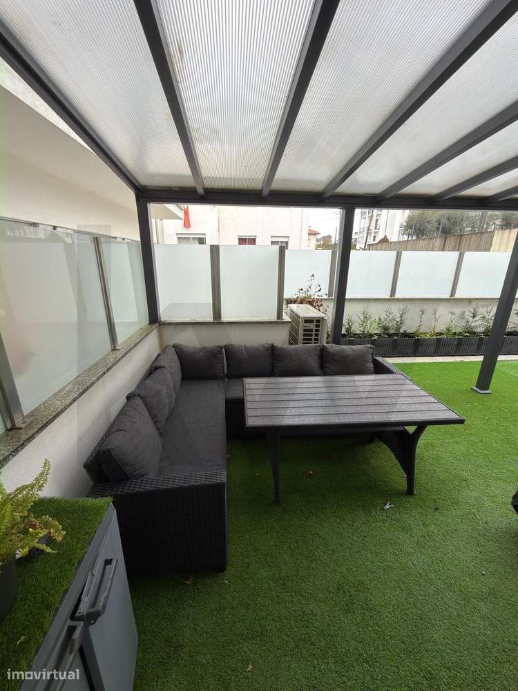 EXCELENTE APARTAMENTO T3 , COM TERRAÇO, PARA VENDER EM SANTIAGO-11