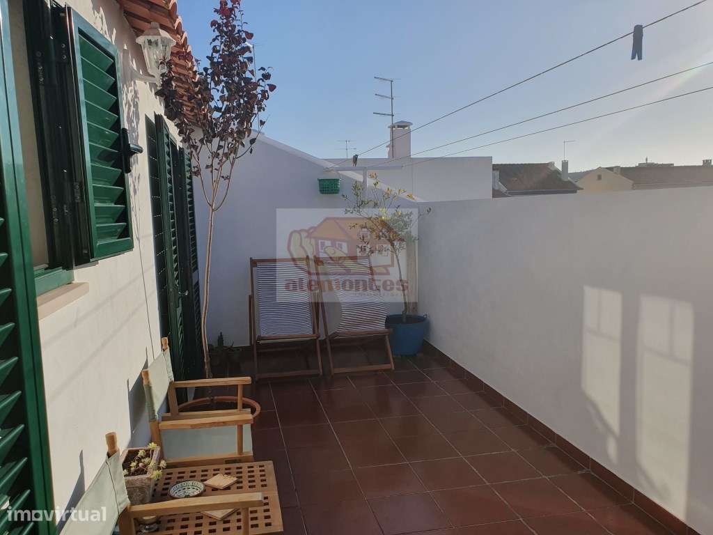 Apartamento T2 perto do jardim - Grande imagem: 1/16