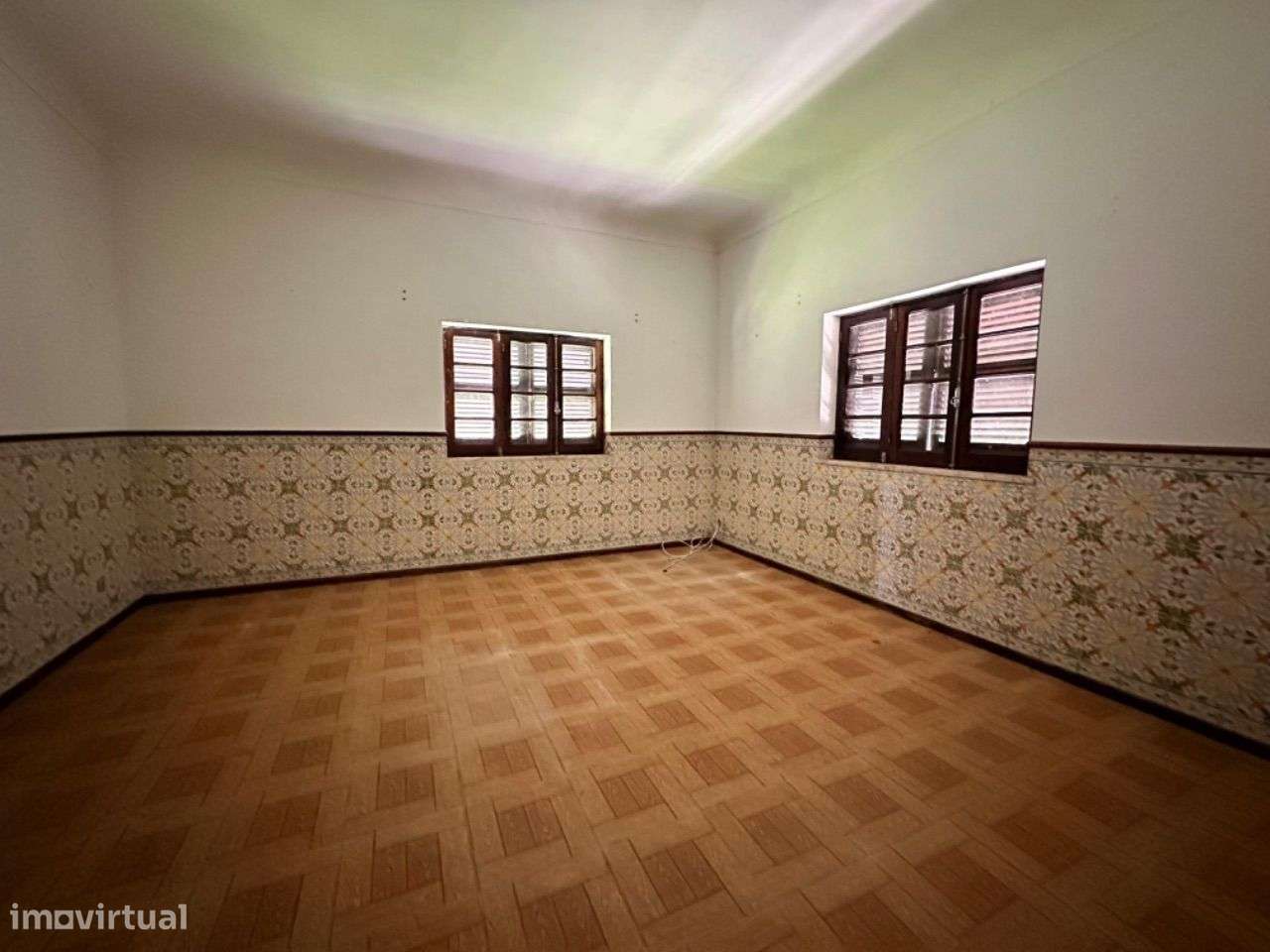 Imóvel de banco : escritura ao abrigo do simplex-4