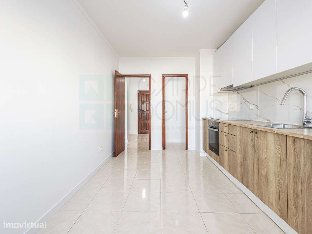 Apartamento T3 com 2 Lugares de Estacionamento - São Domingos, Sant... - Grande imagem: 5/60