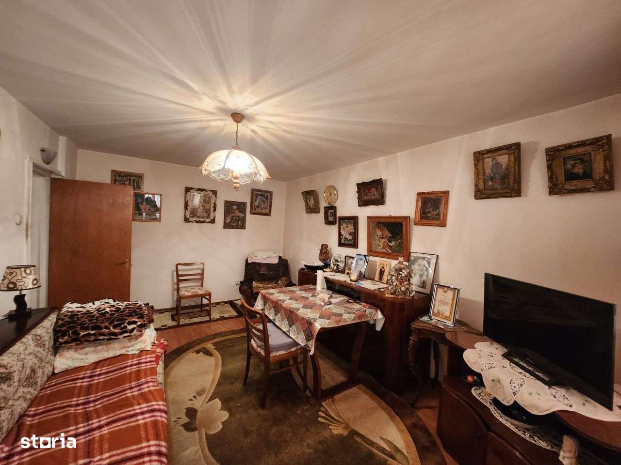 Apartament de vanzare 4 camere - Negru Voda-12