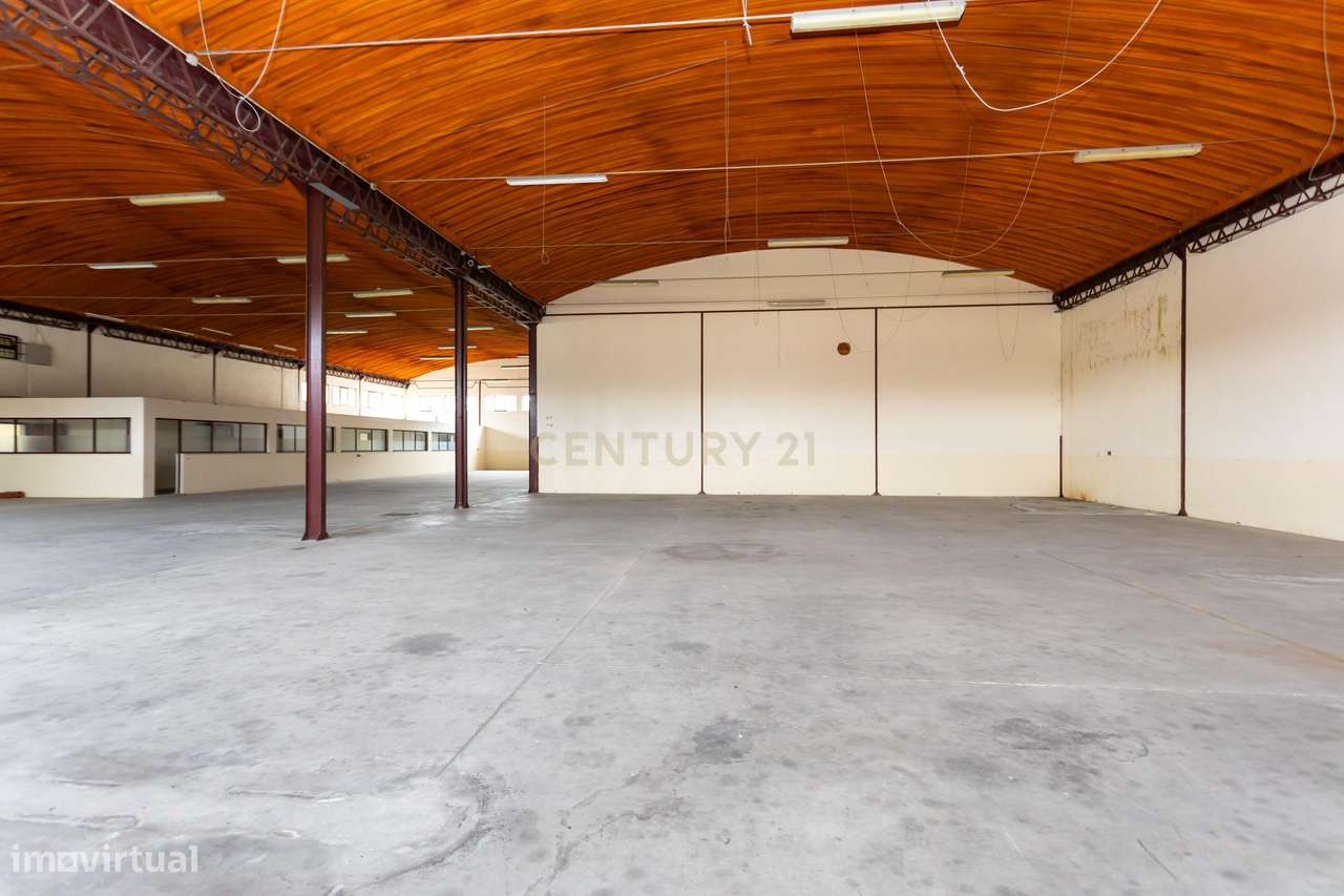 Armazém com zona comercial e escritórios-Zona Industrial Ortigosa (Lei - Grande imagem: 5/60