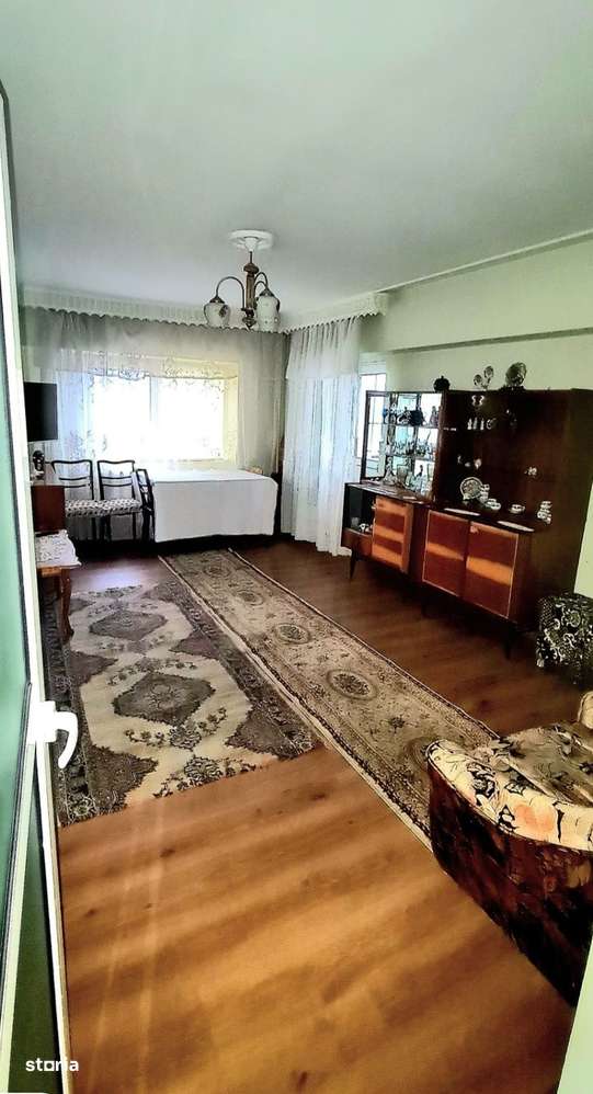 Oancea-Esplanada-2 Camere Decomandat 57mp+boxa-bloc 88'-0