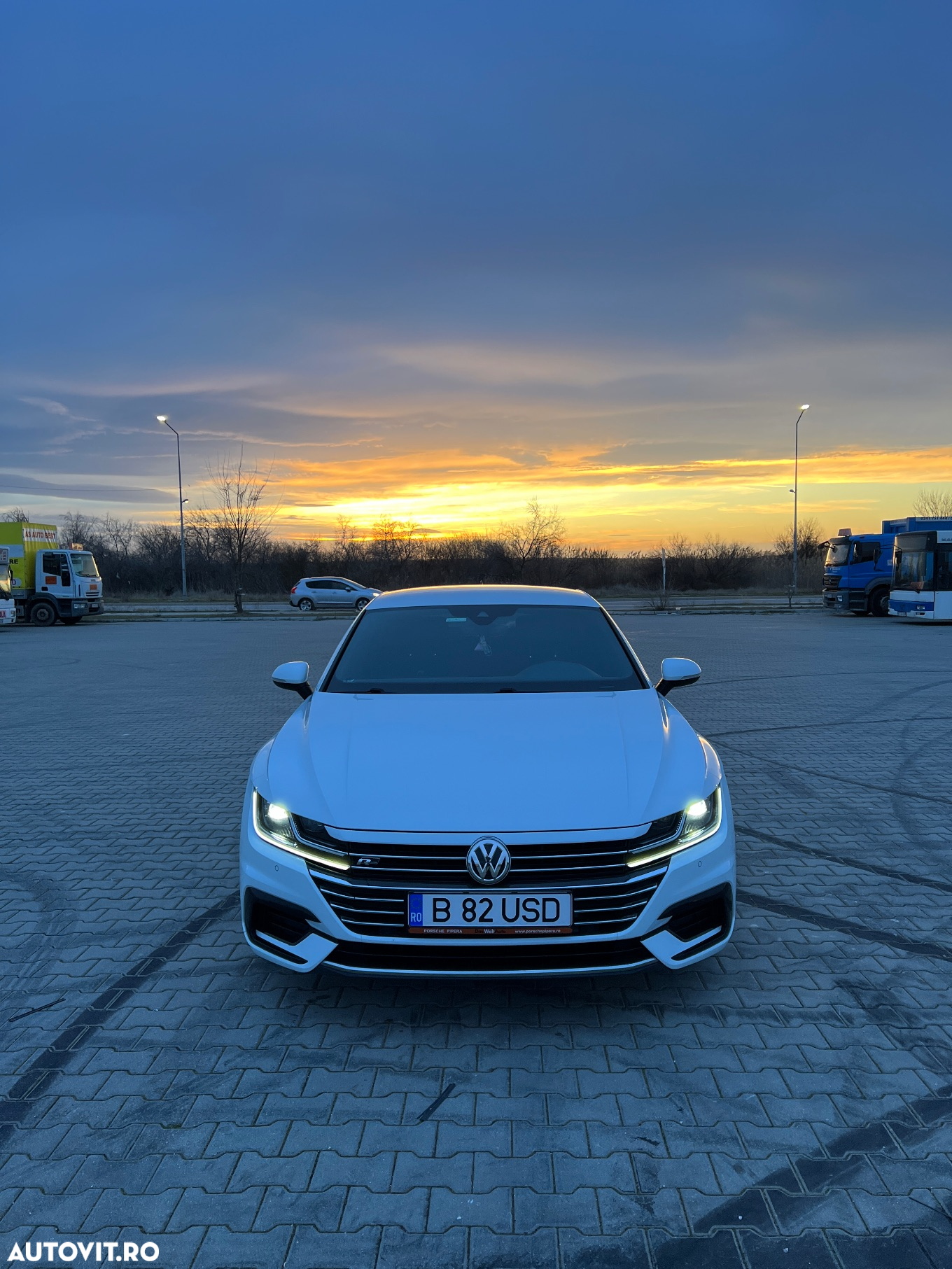 Volkswagen ARTEON 2.0 TSI DSG R-Line - 6