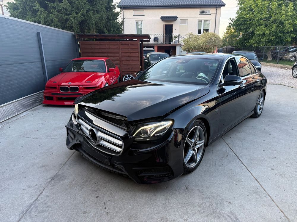 Mercedes-Benz E W213 (2016-2023) 300 de 9G-TRONIC AMG Line 2019