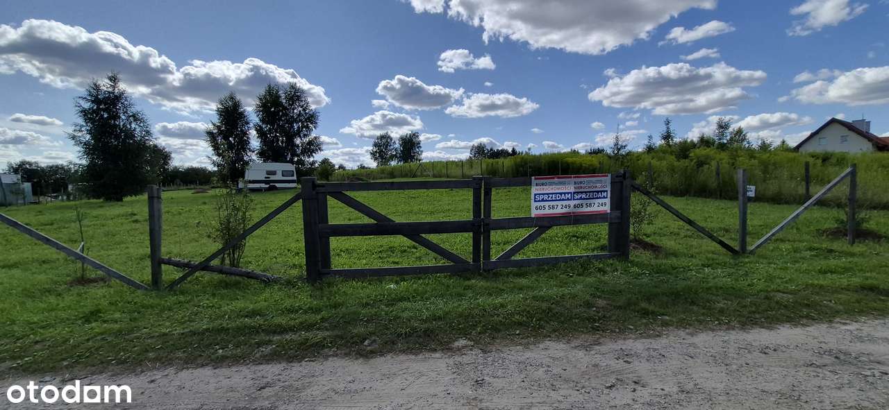 Działka budowlana 2468 m² z mediami-5