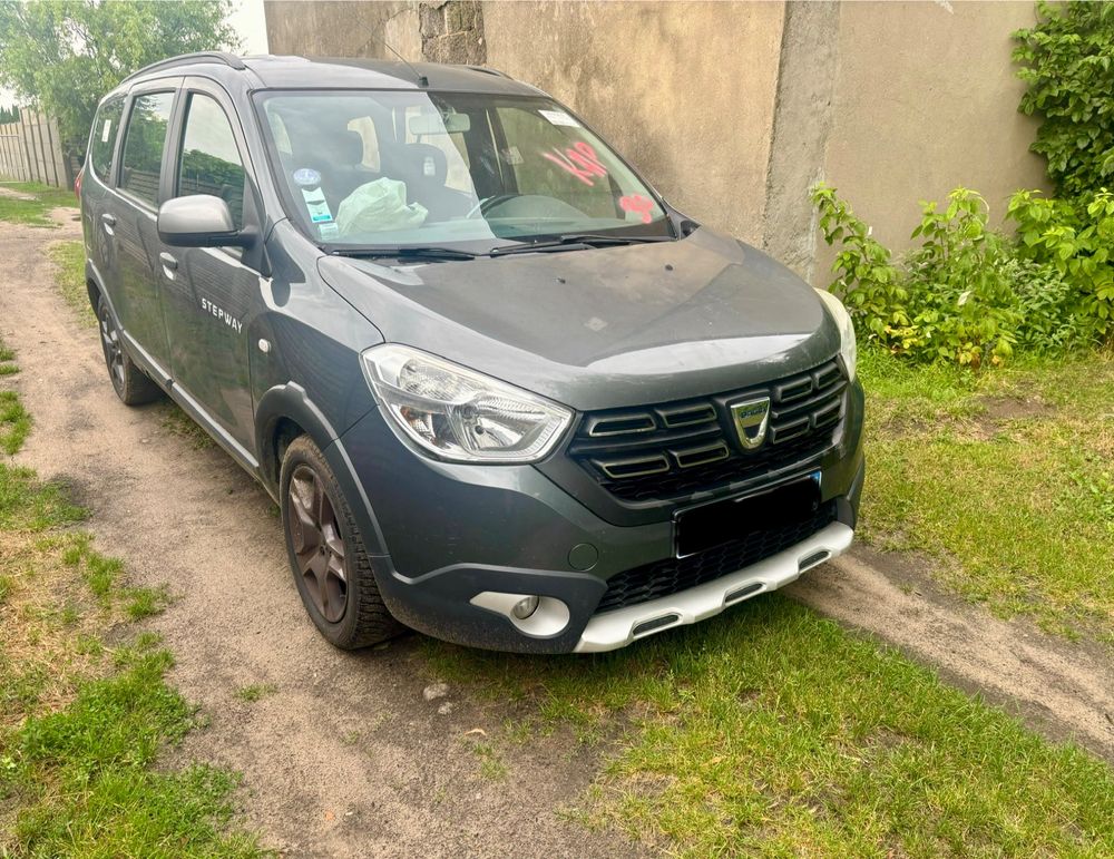 Dacia Lodgy TCe 115 Stepway 2017