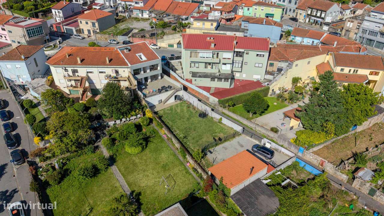 Moradia T3+1 com Amplas Áreas Exteriores | Rio Tinto-53