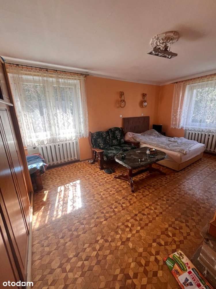 Duży dom (3 mieszkania ) na kameralnym osiedlu-3