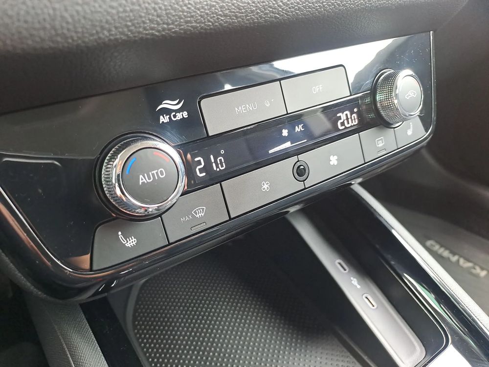 SKODA KAMIQ 1353km! Digital Display Kamera SmartLink Grzane fotele Kierownica