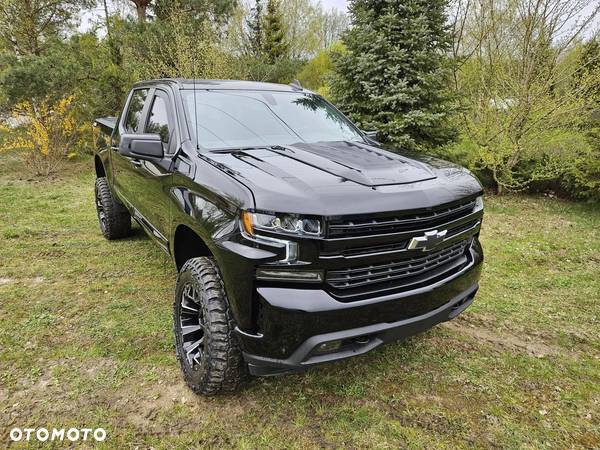 Chevrolet Silverado - 12