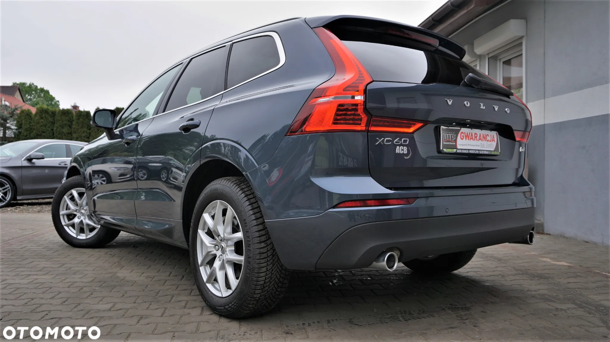 Volvo XC 60 D4 AWD Momentum - 7