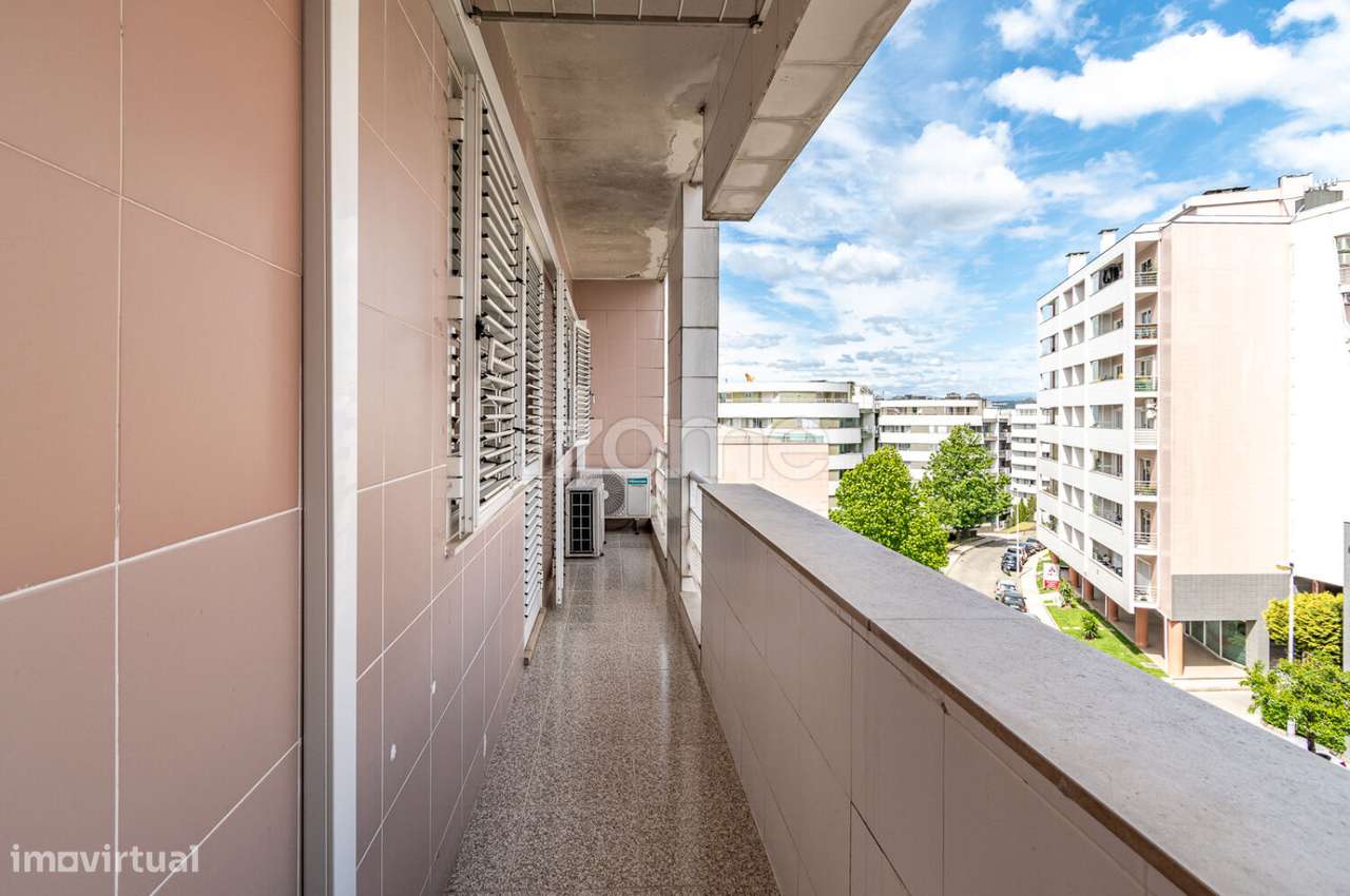 Apartamento T3 em Ferreiros, Braga-30