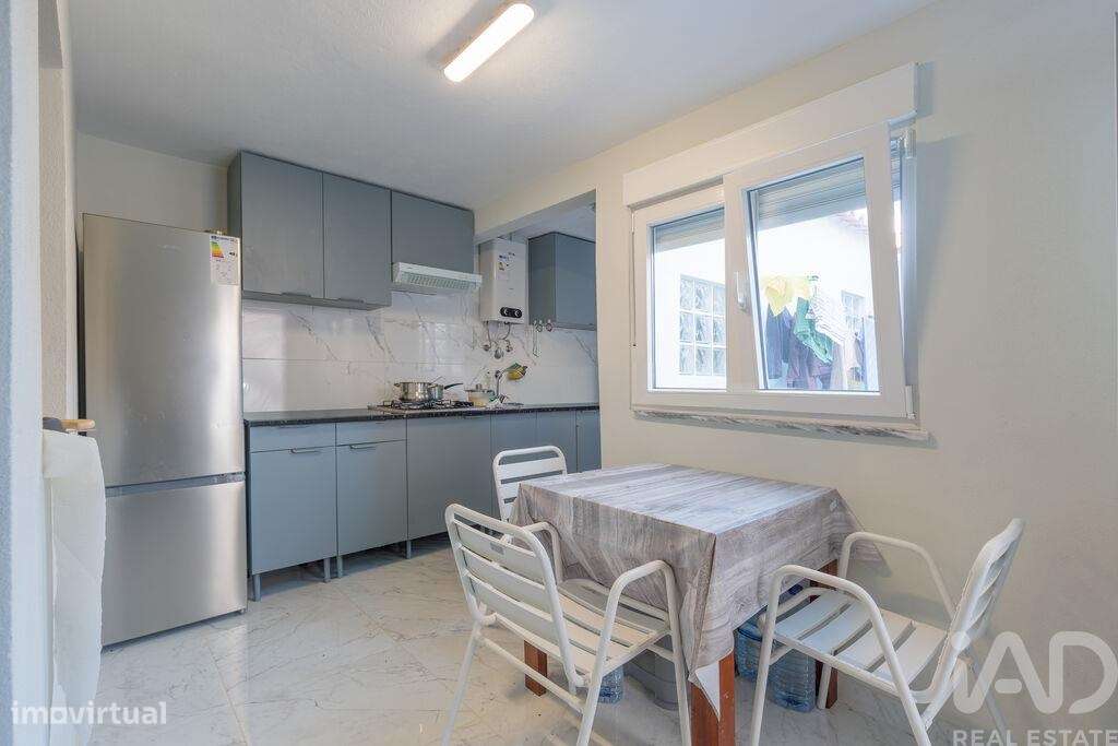 Casa / Villa T5 em Caldas da Rainha - Santo Onofre e Serra do Bouro de - Grande imagem: 4/19